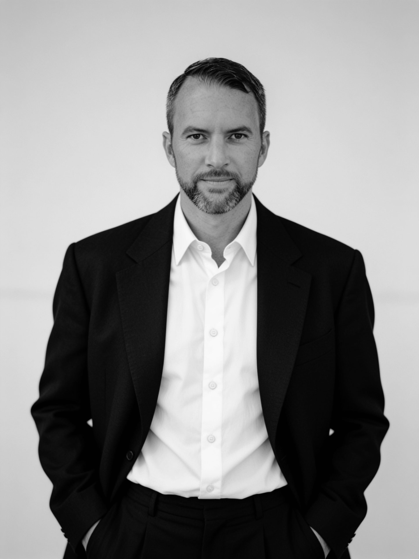 Dr. Nick Carruthers